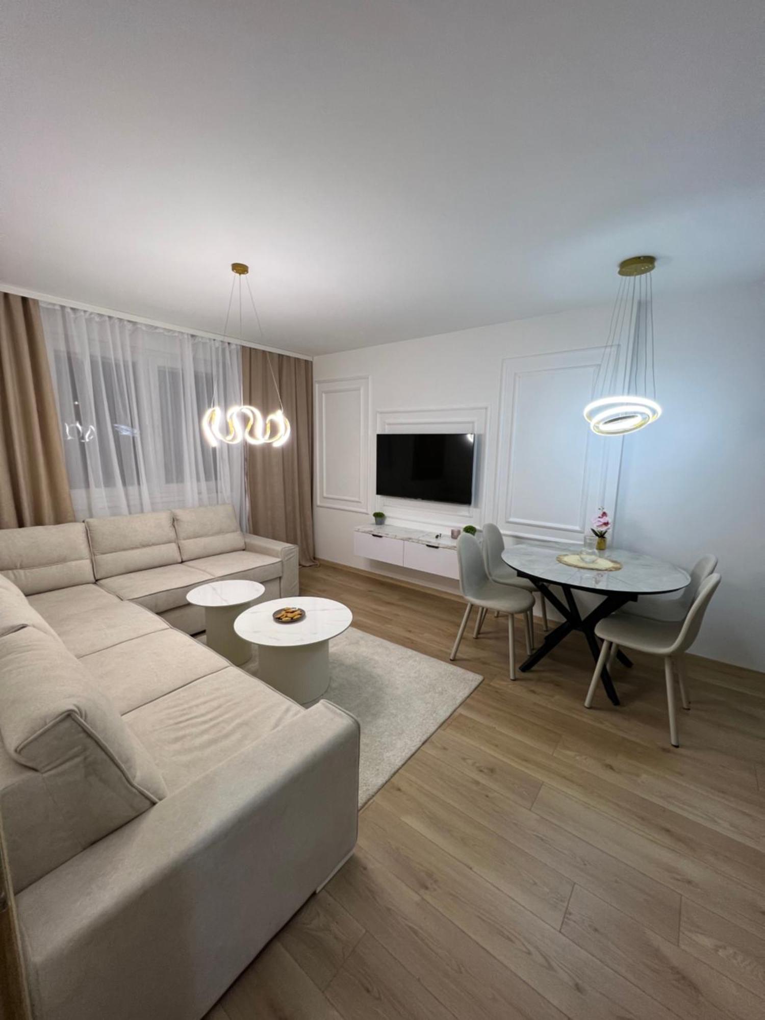 Luxury Ema Apartment *