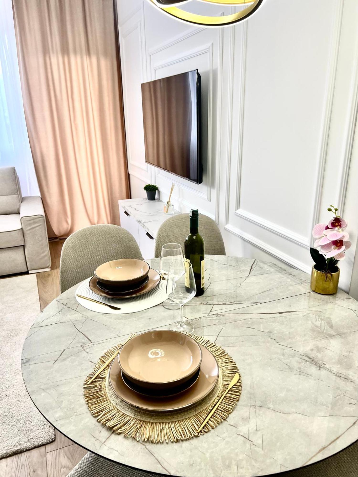 Apartment Luxury Ema