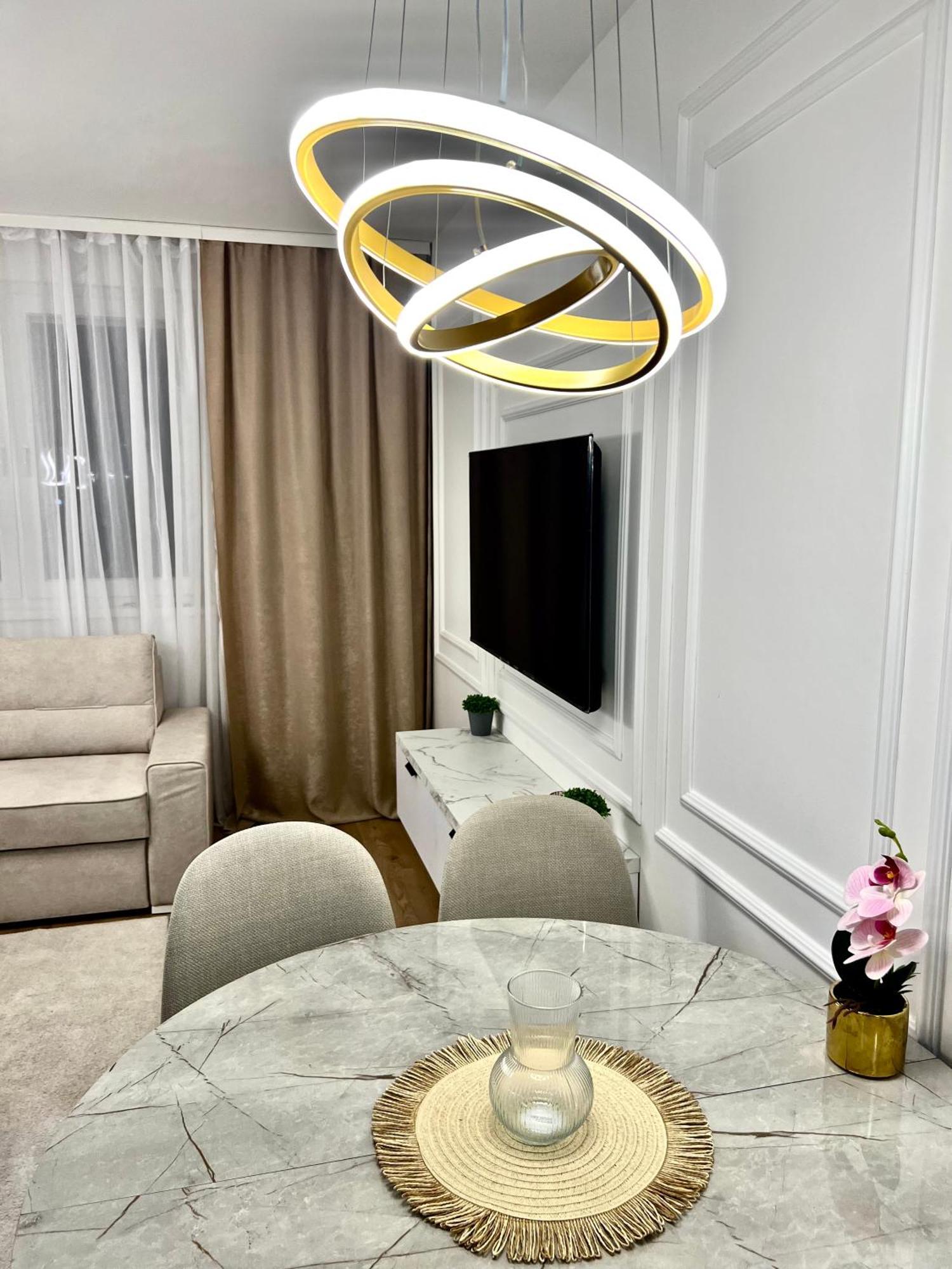 Luxury Ema Apartment